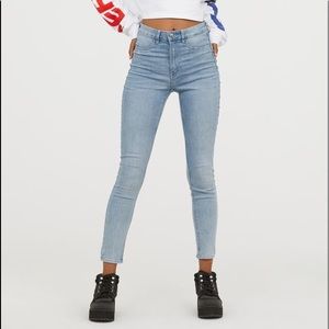 Petite Fit Super Skinny Jeans